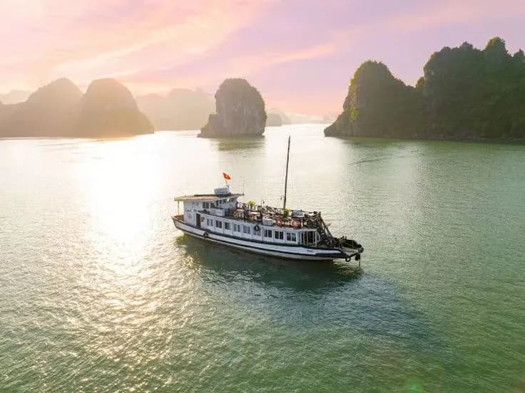 Ha Long Bay Cruise
